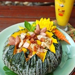 ข้าวผัดฟักทอง   (  Kao-Phad Faktong  )