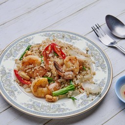 ข้าวผัดเม็ดมะม่วงกุ้ง
