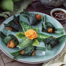 ไก่ห่อใบเตย ( Gai Hor Baitoey )