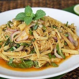 อีสานเที่ยงคืน