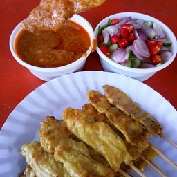 ครูตู่ หมูสะเต๊ะ