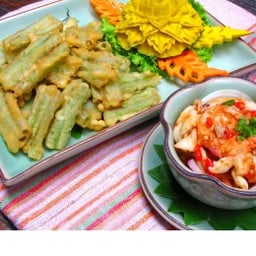 ยำผักบุ้งกรอบ ( Yum Pakboong Krob )