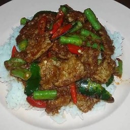 พริกแกงเนื้อ