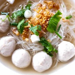 ก๋วยเตี๋ยวน้ำใส