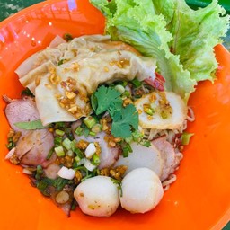 บะหมี่สดเกี๊ยวกุ้ง