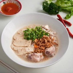 ก๋วยจั๊บญวน ลาดปลาเค้า72