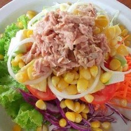 สลัดทูน่า