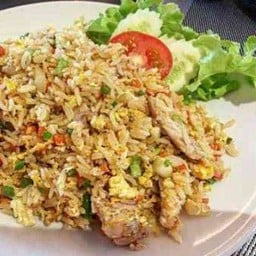 อาหารตามสั่งเฮียป้อม