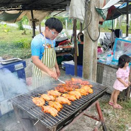 ไก่ย่างเจ๊มิ้ง