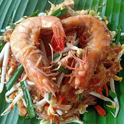 ผัดไทยวุ้นเส้นกุ้งสด