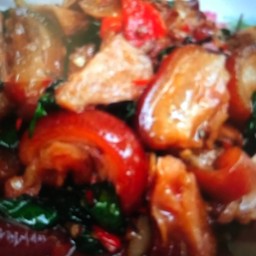 กระเพราขาหมู