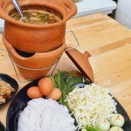 หม้อปลาร้าหน้าบ้านคาเฟ่