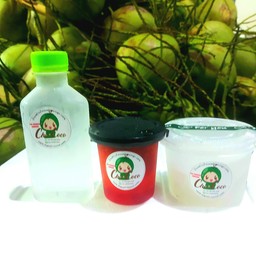 น้ำมะพร้าว1สตอร์เบอร์รี่ลอยแก้ว1น้ำมะพร้าวพร้อมเนื้อ1