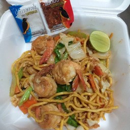 เมนูผัดซีอิ้วเส้นเหลือง