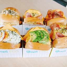 OopS EGG หน้าศาลชลบุรี