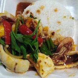 ข้าวทะเลไข่เค็ม