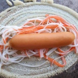 ไข่ - ใส้กรอก - ปูอัด