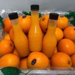 น้ำส้มคั้นสด อร่อย มีเนื้อส้มด้วย