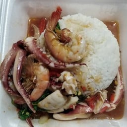 ข้าวกะเพราทะเล