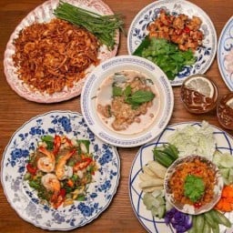 สั้นแซ่บเสย(อาหารตามสั่ง ขนมจีนขาไก่ ข้าวหอมมะลิ)