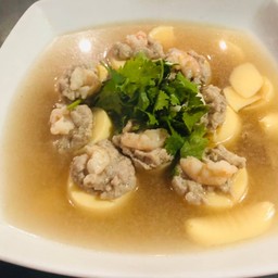 เต้าหู้นึ่งหน้ากุ้งกาลิค