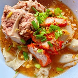 ก๋วยเตี๋ยวต้มยำ
