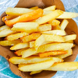 เฟรนฟรายเขย่าเกลือ