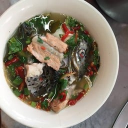 หัวปลาแซลมอล ต้มยำ