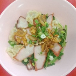 บะหมี่ชายสี่ หน้าเซเว่นจุฑางกูร