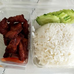หมูทอดเต้าหู้ยี้ราดข้าว