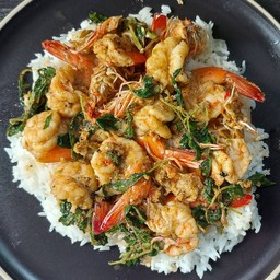 กะเพราแมวพ่นไฟ พระราม 2 กะเพราแมวพ่นไฟ พระราม 2