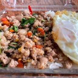 อาหารตามสั่งจานโต๊โต