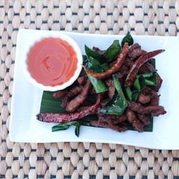 เนื้อทอดแดดเดียว