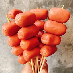 ไส้กรอกแดง