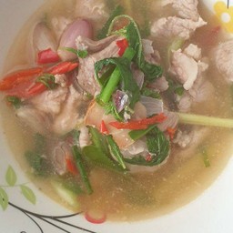 ต้มยำ น้ำใส รวมมิตร หมู ไก่  กุ้ง