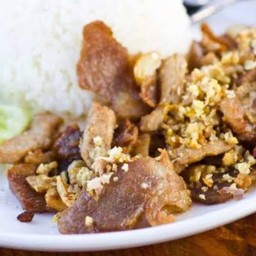 ข้าวหมูกระเทียม