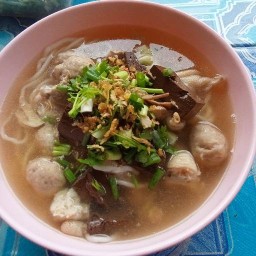 แก้วข้าวเปียกแกงเส้น