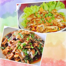 ป้าสิริ ก๋วยเตี๋ยวคั่วไก่และอาหารตามสั่ง