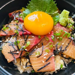 HAMACHI DUKE DON (Seasoned yellowtail bowl)