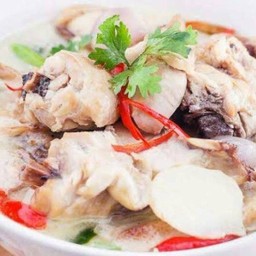 ต้มข่าไก่