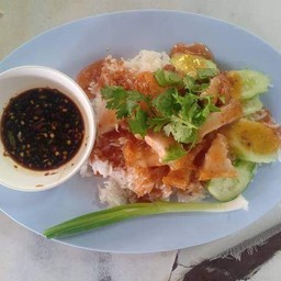 ข้าวหมูกรอบ