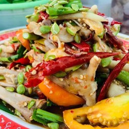 เกาเหลาตีนไก่