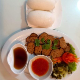 ขาหมูเจหมั่นโถว