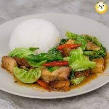 ผัดผักแขนงราดข้าว