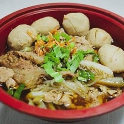 ก๋วยเตี๋ยวยายเจี๊ยบ