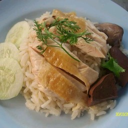 ข้าวมันไก่ต้ม
