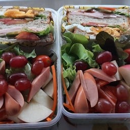 เซ็ทแซนวิช แฮมไข่ดาว &สลัดผัก