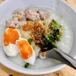 โจ๊กหมูไข่เค็ม