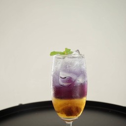 บ๊วยอัญชันมะนาวโซดา