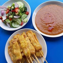 แอนหมูสะเต๊ะ